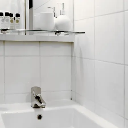 Gare Du Nord Ii Apartment *